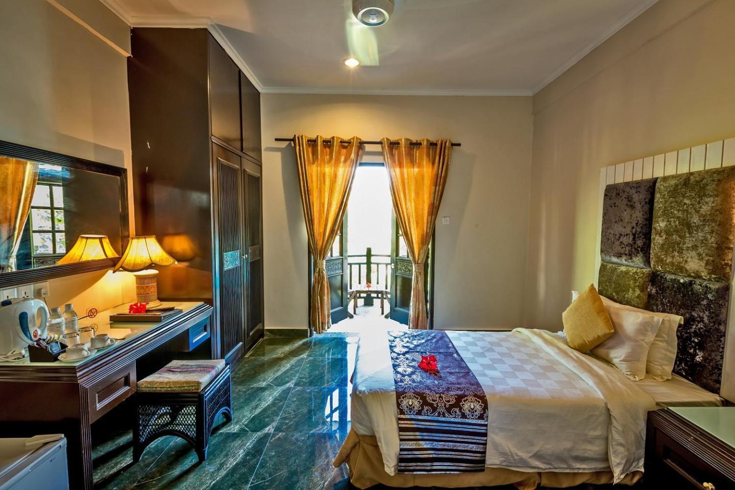 Beringgis Beach Resort & Spa Papar Exterior foto