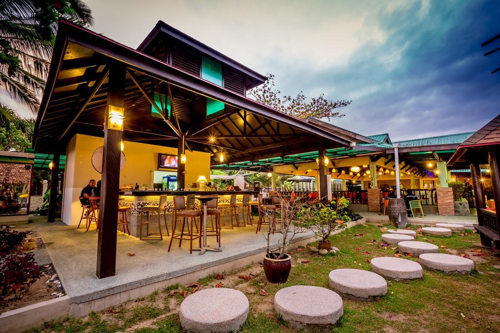 Beringgis Beach Resort & Spa Papar Exterior foto